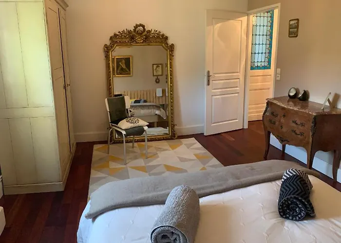 Privative Abella - Aile De Maison Bourgeoise فندق مبيت وإفطار 3*