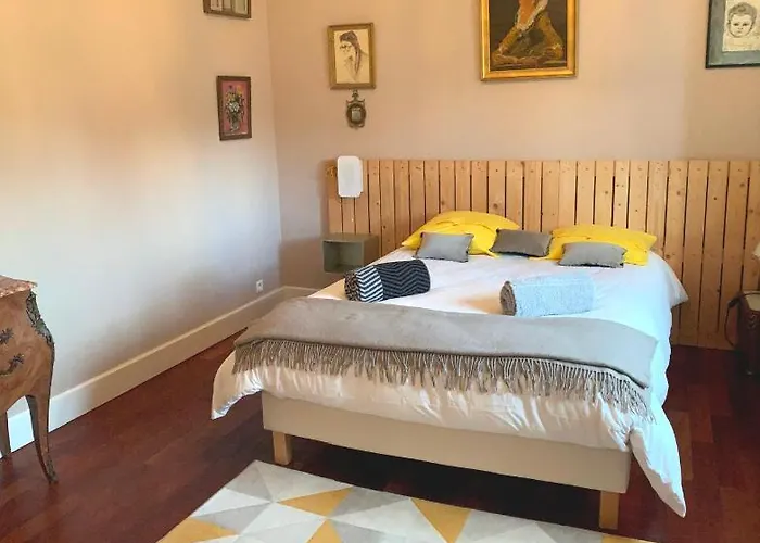 Privative Abella - Aile De Maison Bourgeoise فندق مبيت وإفطار أمباريه إيه لاغراف