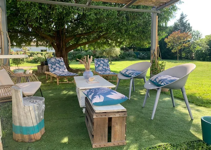 Privative Abella - Aile De Maison Bourgeoise أمباريه إيه لاغراف